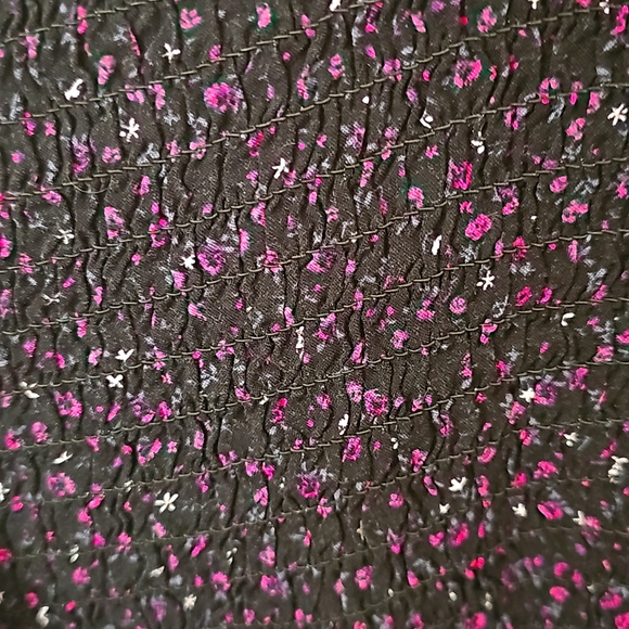 Wild Fable Black Floral fitted Short Top - Picture 2 of 6